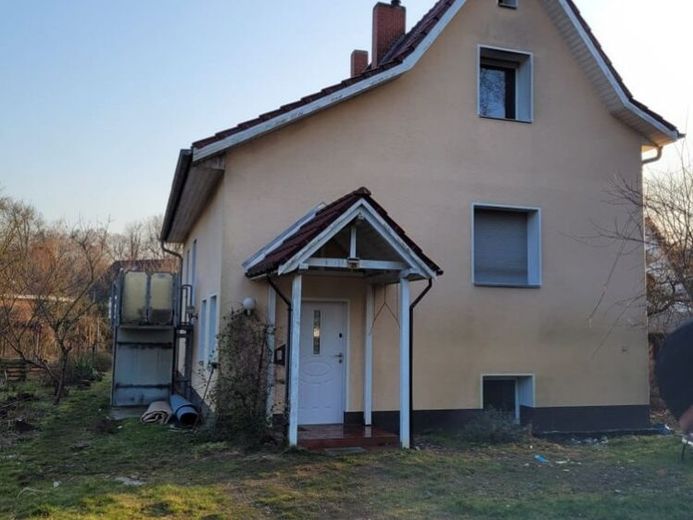 Einfamilienhaus auf ca. 1.000 m² Grundstück – viel Platz für neue Wohnideen in Zeesen – फोटो 1