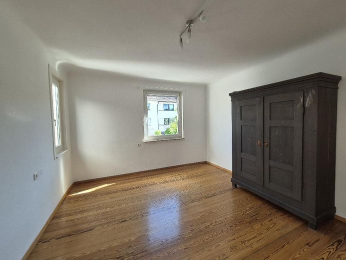 Zimmer 1 19m2 425 EUR KM