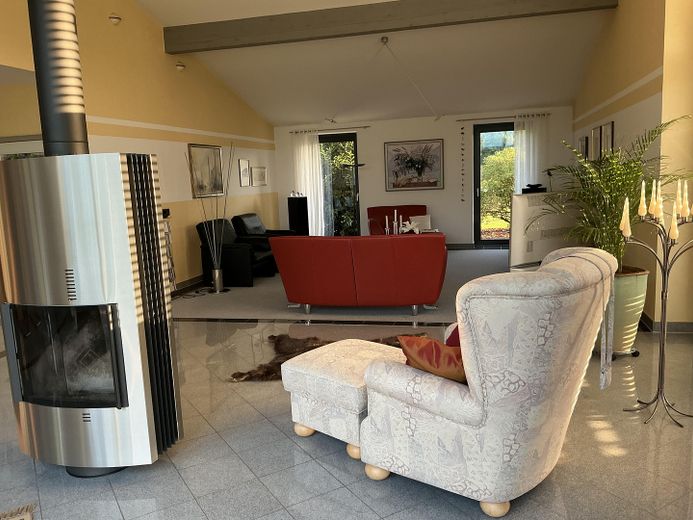 Wohnbereich und Kamin