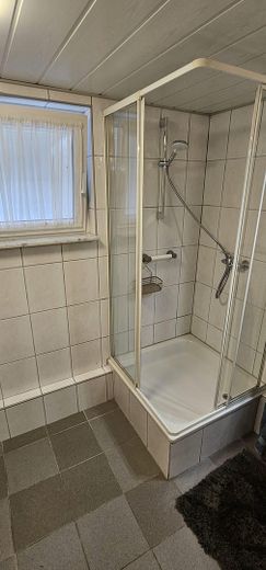 Fully furnished basement apartment top location – Foto 12