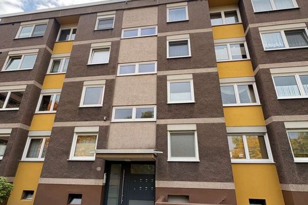 ***Wohnung mit Charme sucht neuen Eigentümer ***
