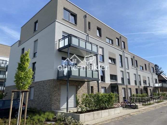 +++ TOP-MODERNE PENTHOUSEWOHNUNG 58.5 qm, AUFZUG u. Tiefgarage, direkt am RHEIN-MAAS KLINIKUM +++ – Foto 1