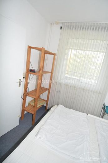 Zentral gelegene 1,5-Zimmer-Wohnung in Kiel-Wik, möbliert – f19a510e558298e8d1e4031fb12a79acf1bd85cf.jpg