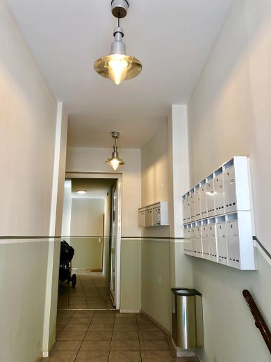 Светлая 3-комнатная квартира в центре Лейпцига, северная часть – Hausflur