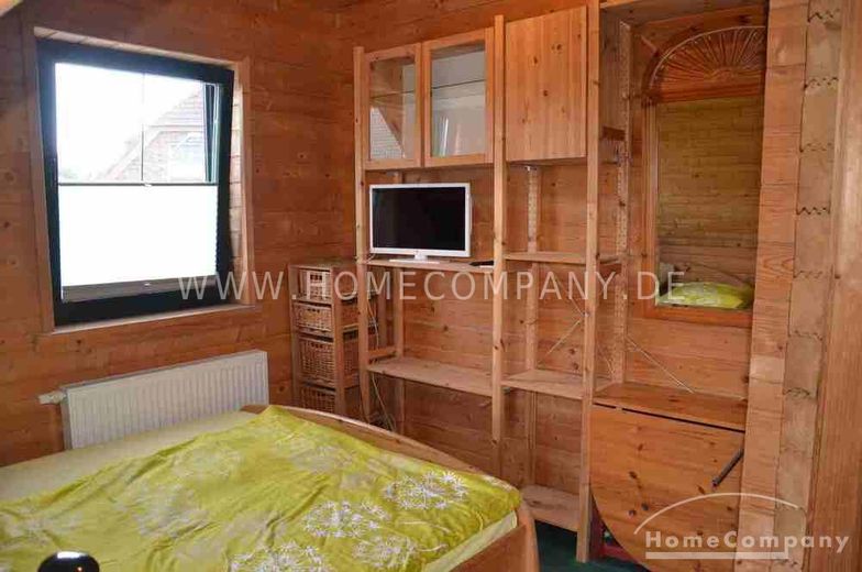Möbliertes Haus, geeignet für eine Berufstätigen-WG, 4 sep. Zimmer, 1 Gemeinschaftszi.; in BS Nord. – a556da8f8205e031b371027649651f2312769174.jpg