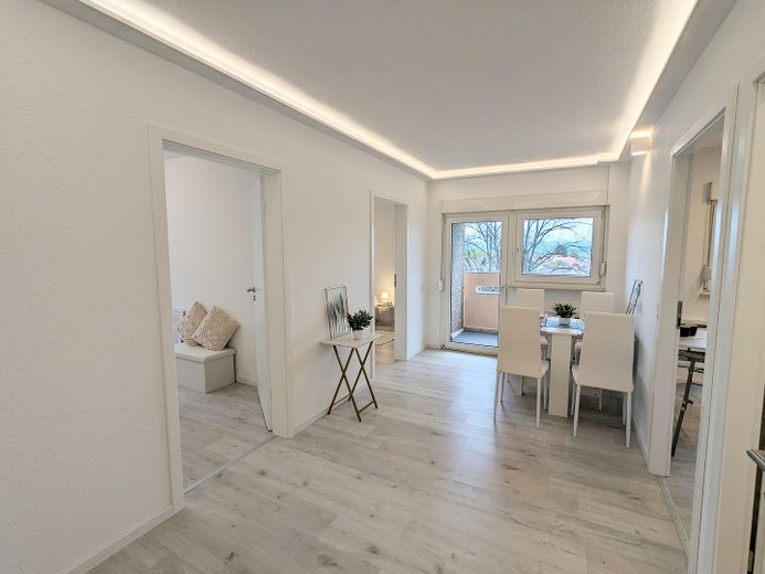 Esszimmer 4