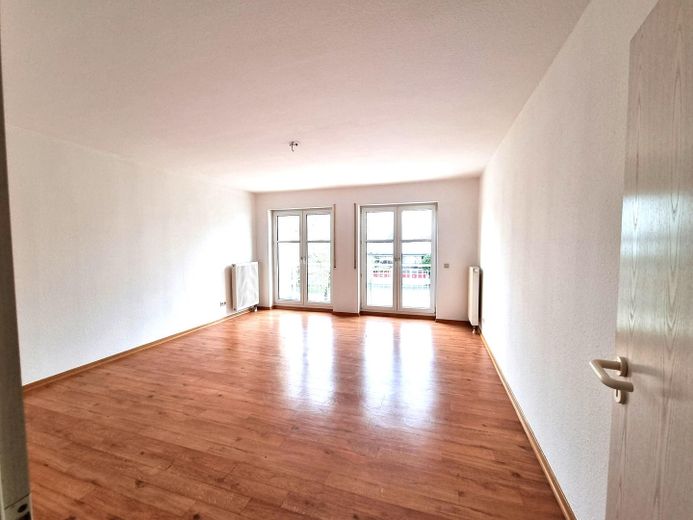 Wohnen am Rathaus - Großzügige Eigentumswohnung im Herzen von Haßloch – Wohnzimmer - Ist-Stand