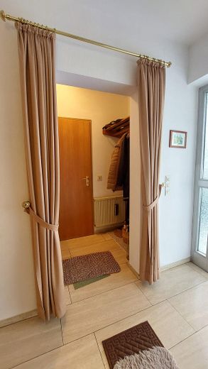 Garderobe mit WC