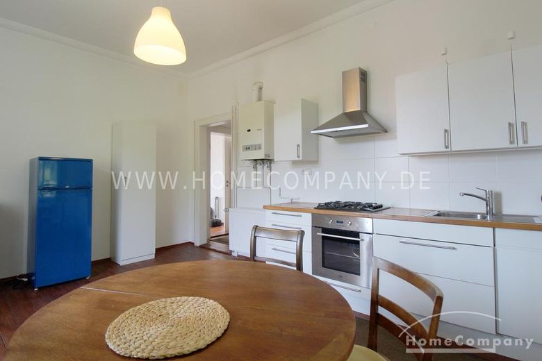 20330G HomeCompany Dresden Möbliert/Furnished 2-Zimmer Apartment mit phantastischer Aussicht über die Stadt am Loschwitzer Elbhang, grosse Dachterrasse max. 2 Personen – 685516789c17ee5eb603cfb9b8213e36eea1f5d6.jpg