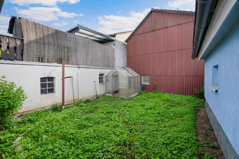 Wohnen & Arbeiten auf ca. 287 m² Fläche in Aßlar-Berghausen – Foto 4
