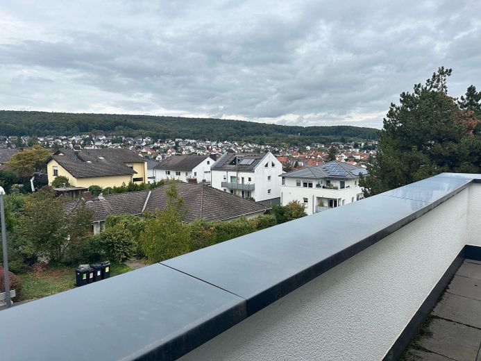 Exklusives Gartenhofhaus mit Garten, 2 Tiefgaragenstellplätzen und moderner Energietechnik – Ausblick Schlafzimmer Oberg.