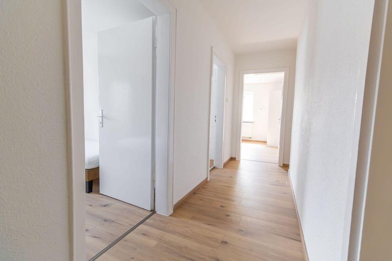 Beautiful 4-room condominium with balcony – approx. 74.81 m² in Laudenbach am Main – Photo 6