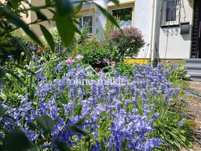 Amplia casa adosada de 157 m2 en Fráncfort – Foto 1