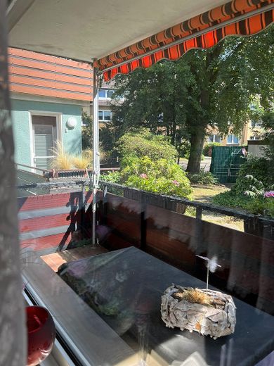 Ruhige 2,5-Zimmer-Erdgeschosswohnung mit Balkon in Essen-Bedingrade – Foto 1