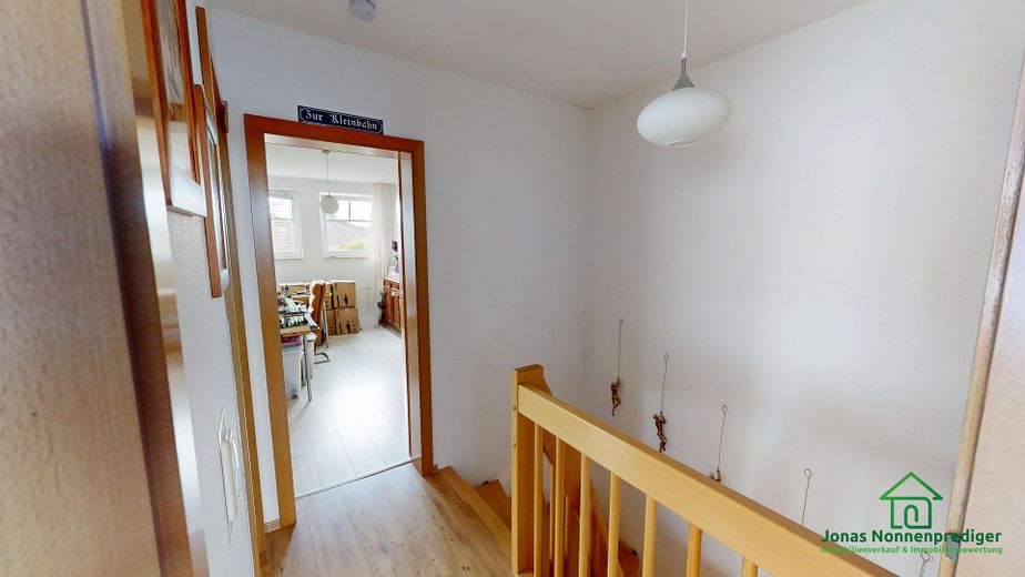 Doppelhaushälfte mit Garten - für den Käufer provisionsfrei – Foto 24