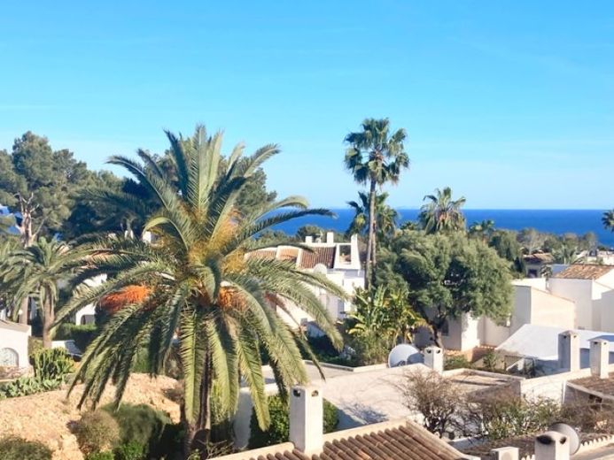 Einfamilienhaus mit Meerblick und Pool in Sol de Mallorca zu verkaufen – Foto 1