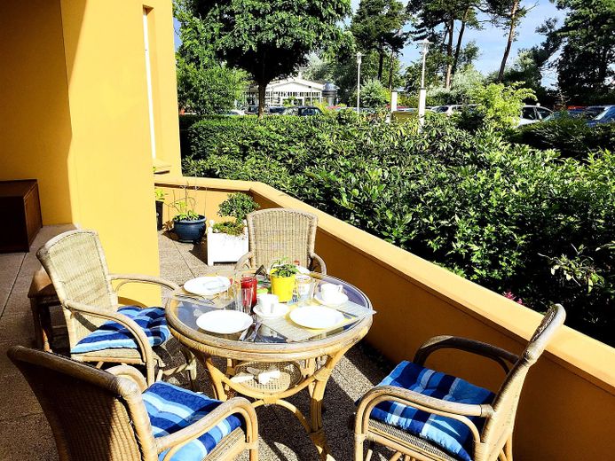 شقة عطلة في الصف الأول مع تراس بمساحة 21,8 م² – إيرادات مثبتة، بدون عمولة – Terrasse
