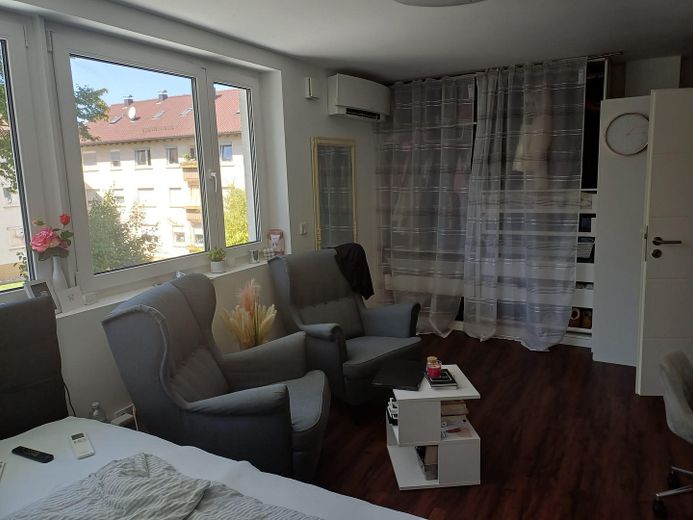 DHH in Gerlingen mit Energieffizienzklasse A+ mit PV-Anlage, Solar, Wärmepumpe und Klima – Foto 22