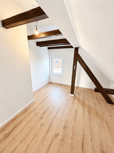 3-Room Attic Apartment | First Occupancy After Renovation – Zimmer 2