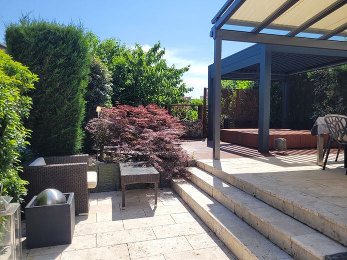 Untere Terrasse