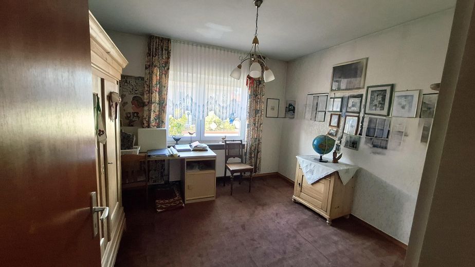Gepflegtes Haus mit Traumgarten sucht neue Bewohner – Schlafzimmer EG