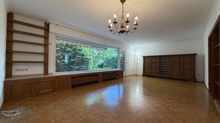 Gepflegtes Zweifamilienhaus auf Erbpacht mit Potenzial in Datteln! – Wohnzimmer EG