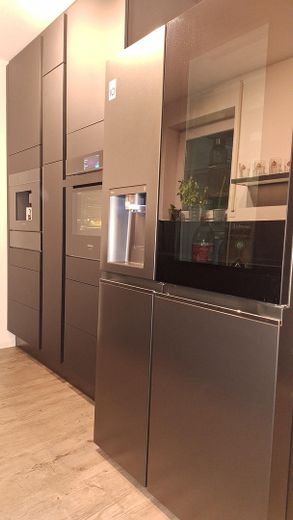 Occasione unica - Lussuoso appartamento duplex di 4,5 locali con vasca idromassaggio ecc. – Küche
