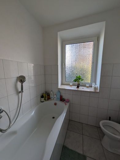 Löhne-Gohfeld — bezugsfreies Anlageobjekt mit Entwicklungspotenzial – Bad EG