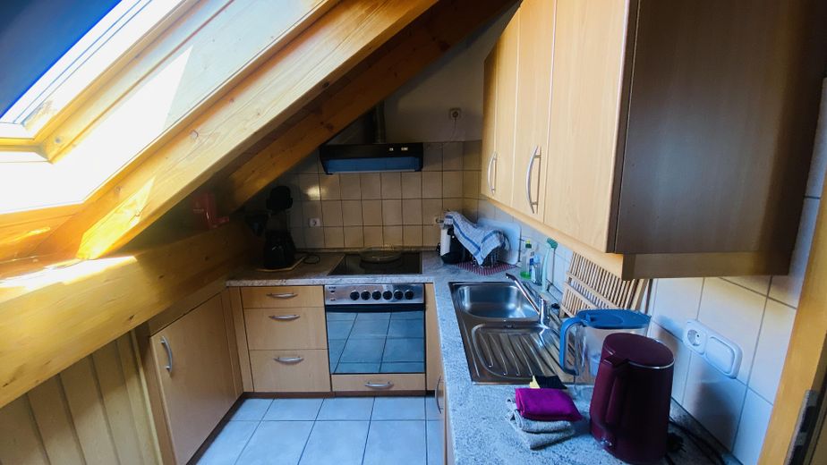 Möblierte 2-Zimmer Wohnung an Einzelperson – Photo 5