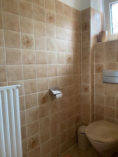 *Ihr neues Zuhause in absolut ruhiger und familienfreundlicher Umgebung !!!* – G-WC