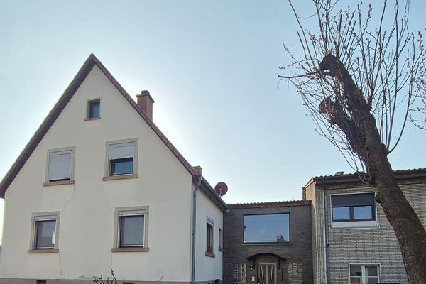 Casa bifamiliare di 6 locali parzialmente ristrutturata
