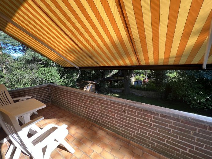 Traumhafte 4 Zimmer Wohnung mit unverbautem Blick – Balkon