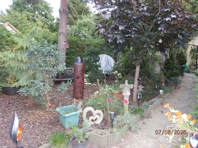 Einfamilienhaus mit Pool & Saunahaus und viel Privatsphäre – Garten mit Zugang zum WH