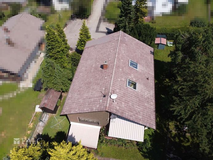 Mehrgenerationenhaus mit Wohlfühlfaktor und viel Raum zur Entfaltung – Außenansicht 2 neu