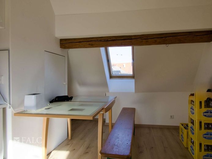 Einfach Mehr: Kernsaniertes und gepflegtes Stadthaus mit ELW. PV-Anlage, Batteriespeicher. Erbpacht. – ELW: Essen