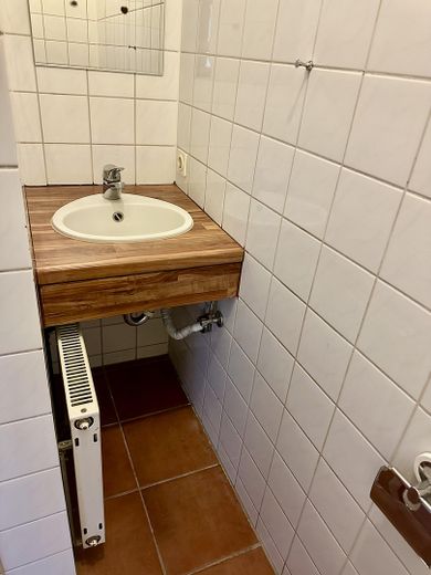 Helle 2-Zimmer-Whg. auf 2 Ebenen – ca. 70 m²–ruhig in Kirchhorst – Gäste WC
