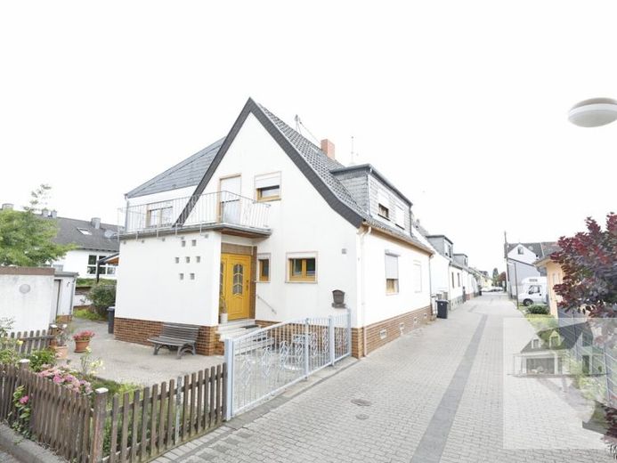 Ihr neues Zuhause in Mülheim-Kärlich - Doppelhaushälfte in ruhiger Ortskernlage – Foto 1