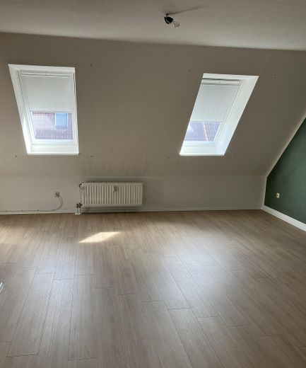 Gepflegtes Reihenhaus in ruhiger Lage zu vermieten – Schlafzimmer