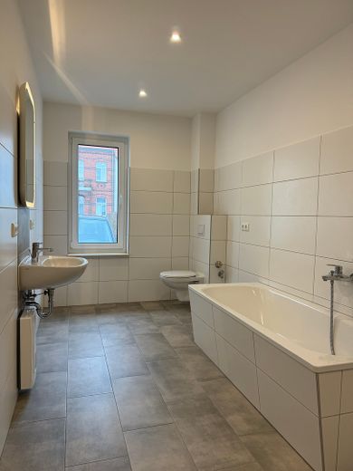 Splendido appartamento di 3 locali con zona giorno aperta – Bad