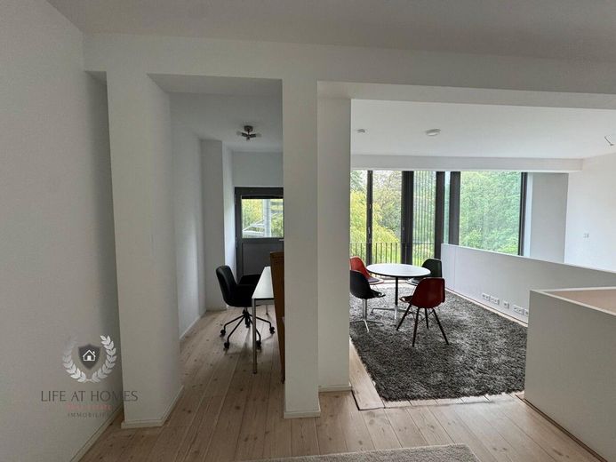 Neubau-Maisonette im Hinterhaus mit Ausbaupotenzial auf ca. 84 m² - flexible Nutzung &amp; 2 Zugänge – 1.OG Eingang