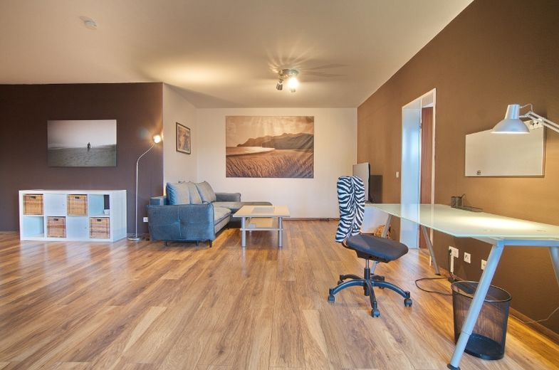 Großzügige Wohnung mit kompletter Ausstattung, Balkon, Tiefgaragenstellplatz, Laufnähe zum Hauptbahnhof und Isenbergviertel – cfcfc3159ec7c2d184b5e63f8aab3cb8d991c048.jpg