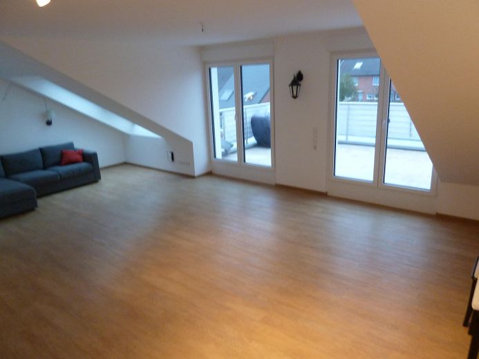 Wohnzimmer und Dachterrasse