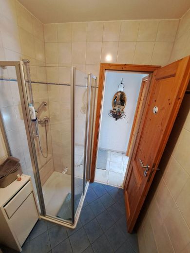 Isı pompalı müstakil ev – Bad Erdgeschoss
