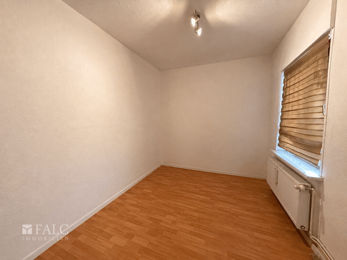 6 Einheiten. Voll vermietet. Kapitalanlage in Nortorf. – Wohnung 3 Schlafzimmer (Raum digital leergeräumt)