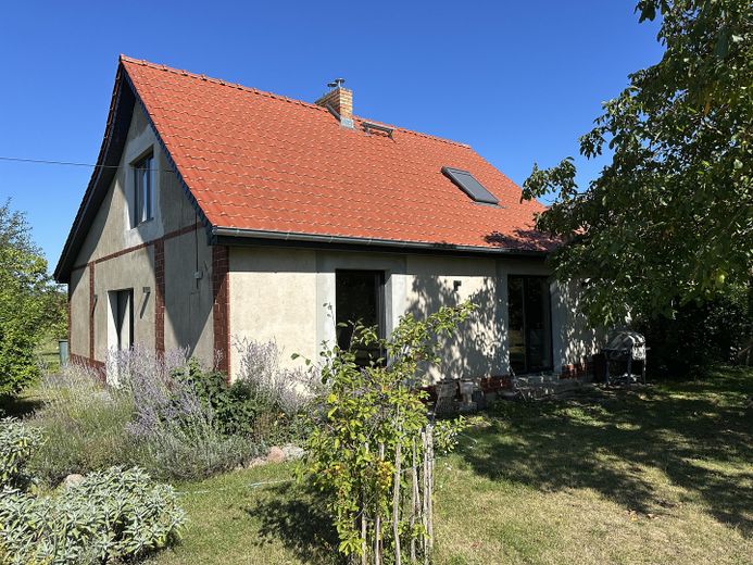 Dream property with house in the Uckermark – right in the biosphere reserve, water and forest – Aussenansicht Südosten