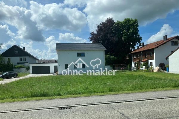 Земельна ділянка під забудову площею 650 м² для односімейного або двоквартирного будинку, без зобов’язання будувати, без комісії