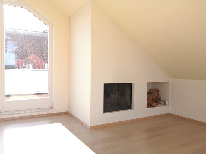 Kronberg’in en iyi konumu, sakin + aydınlık, 6 oda, 3 teras, ankastre mutfak, klima, sauna, FIS otobüs durağı – Kamin