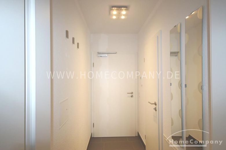 Sehr schöne und neuwertige 1-Zimmerwohnung mit Balkon in ruhiger Lage – 76a0cafbc4988828f0008221a8261d6af528fe43.jpg
