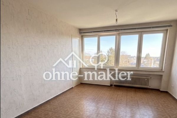 Sehr zentral gelegene lichtdurchflutete 3 Zimmer Wohnung zzgl. einer Garage zu verkaufen!