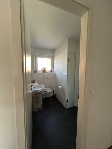 Esclusivo attico in posizione centrale a Kirchheim unter Teck – Gäste-WC